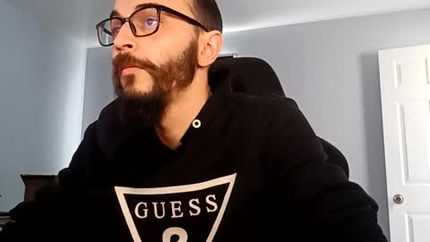 Yoursexxyguy online show from February 14, 7:31 pm