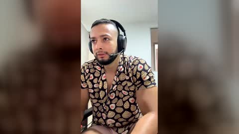 Calix  Independient model Insta and twt Calixsnake online show from December 18, 6:26 pm