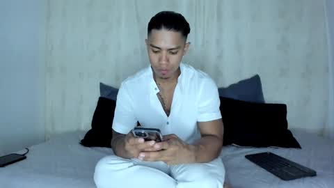 i am juan musiry independent model  online show from February 15, 5:51 am