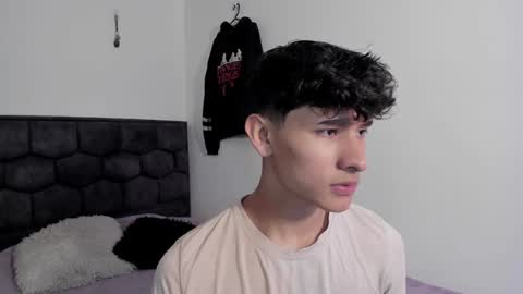 Noah online show from December 27, 1:07 pm