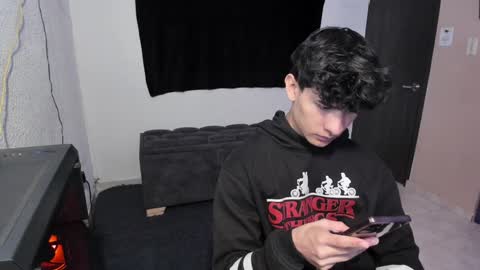 Noah online show from December 4, 11:30 am