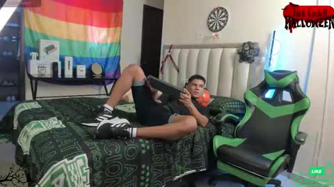 JACK CASTELL online show from September 15, 11:33 am