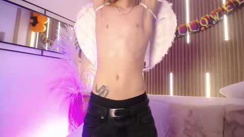 Snapshot of jack_frosst_ chatting on October 13, 12:44 pm JACK online show from October 13, 12:44 pm