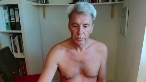 jackblack650 online show from April 29, 8:30 am