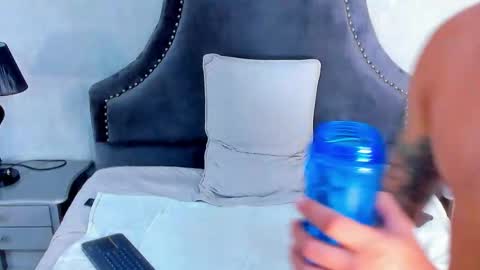 Jack White online show from September 18, 6:04 am