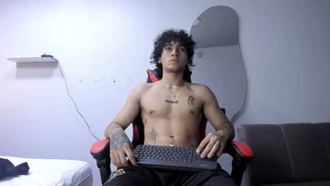 Jackes Taylor online show from December 21, 4:53 am