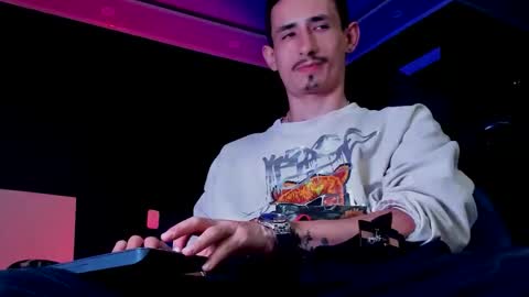 Jack online show from October 25, 4:03 am