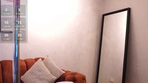 Jackson Bell online show from November 18, 12:20 pm