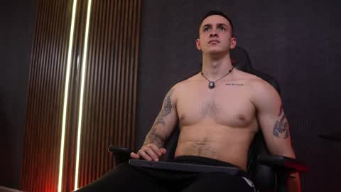 Jackson Olsen online show from June 4, 9:10 pm