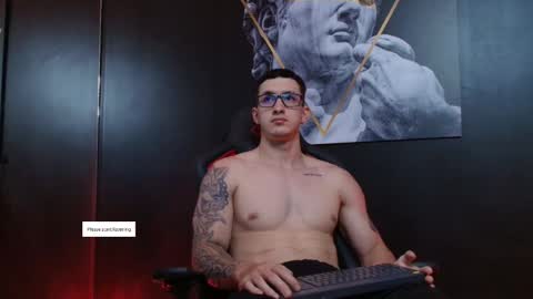 Snapshot of jacksonolsenn chatting on September 26, 9:23 pm Jackson Olsen online show from September 26, 9:23 pm