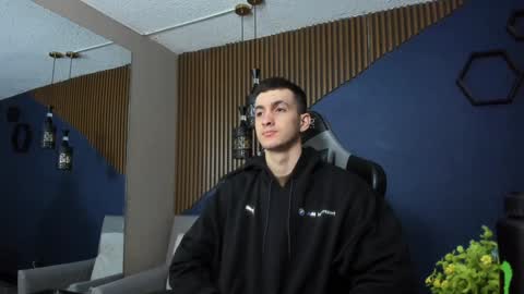 Snapshot of jacksonolsenn chatting on February 6, 12:05 pm Jackson Olsen online show from February 6, 12:05 pm