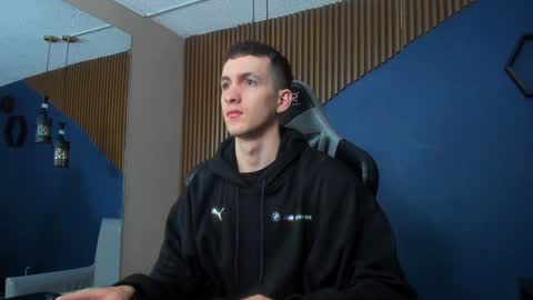 Snapshot of jacksonolsenn chatting on February 4, 12:11 pm Jackson Olsen online show from February 4, 12:11 pm