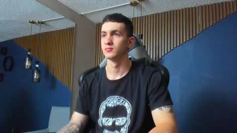 Snapshot of jacksonolsenn chatting on January 20, 12:28 pm Jackson Olsen online show from January 20, 12:28 pm