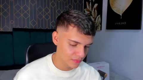 jacob_atlas online show from March 11, 11:56 pm