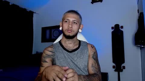 Michael Caicedo online show from February 12, 3:18 am