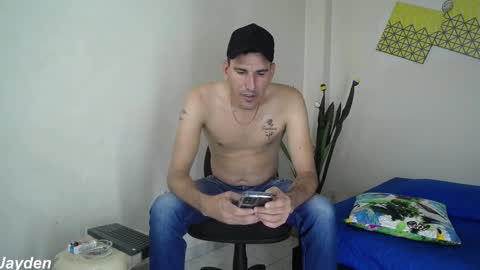 Snapshot of jacobandjayydenn chatting on September 22, 7:46 pm Jacob And Jayden online show from September 22, 7:46 pm