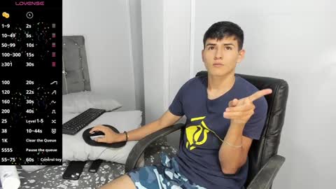Snapshot of jacobb_lee chatting on January 11, 7:49 pm Jacob Lee online show from January 11, 7:49 pm