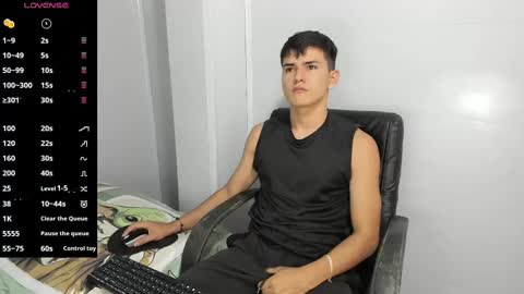 Snapshot of jacobb_lee chatting on February 17, 8:47 pm Jacob Lee online show from February 17, 8:47 pm