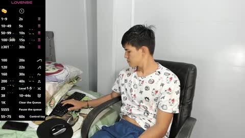 Snapshot of jacobb_lee chatting on January 21, 7:50 pm Jacob Lee online show from January 21, 7:50 pm