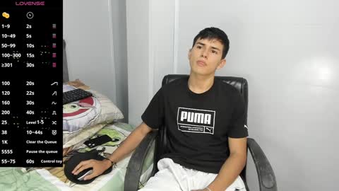 Snapshot of jacobb_lee chatting on January 20, 9:32 pm Jacob Lee online show from January 20, 9:32 pm