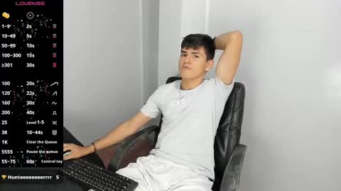 Snapshot of jacobb_lee chatting on February 28, 7:56 pm Jacob Lee online show from February 28, 7:56 pm