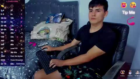 Snapshot of jacobb_lee chatting on October 3, 9:09 pm Jacob Lee online show from October 3, 9:09 pm