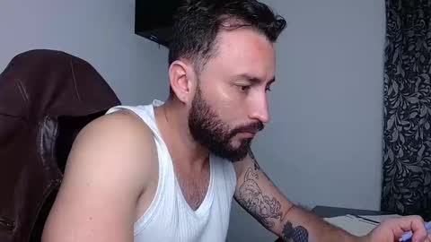 Snapshot of jacobkingd chatting on October 3, 4:50 am jacobkingd online show from October 3, 4:50 am