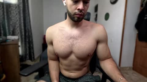 Snapshot of jacobt77 chatting on January 26, 3:47 pm Jacob online show from January 26, 3:47 pm