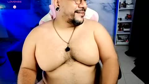 daddy sir master bear online show from June 10, 1:34 pm