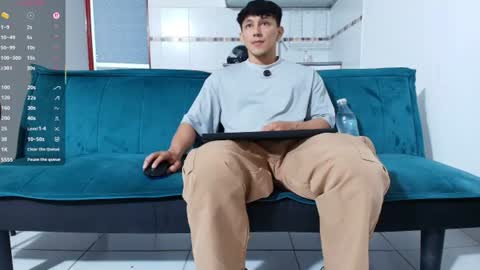 jacobo online show from June 8, 3:46 pm