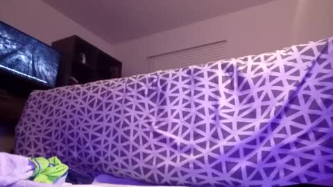 Snapshot of jaidenblake chatting on December 23, 7:06 am jaidenblake online show from December 23, 7:06 am