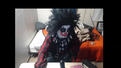 showingitoff online show from October 26, 2:13 am