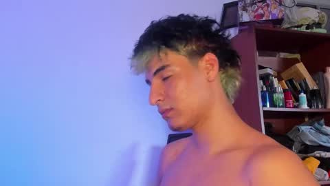 jake_jacksoon online show from January 17, 6:58 pm