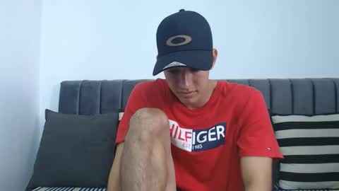 Hi guys im new 3 online show from January 10, 3:27 pm