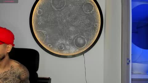 Santiago online show from November 8, 2:59 am