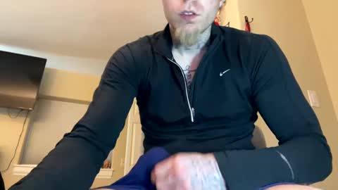 jakenorman083 online show from February 19, 2:55 am