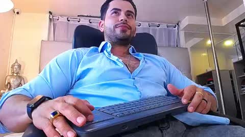 JakeSkye online show from April 18, 6:04 am