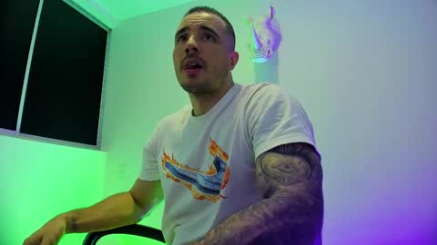 jakestone_1 online show from February 25, 3:18 am