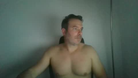 jam3s5959 online show from May 30, 11:32 am