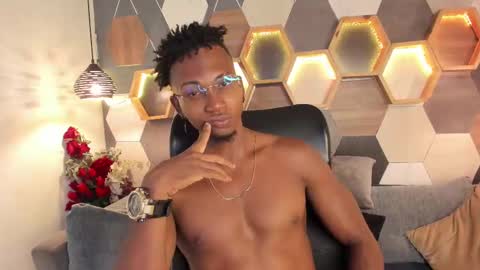 Snapshot of jamalmyst_ chatting on March 4, 11:22 pm online show from March 4, 11:22 pm