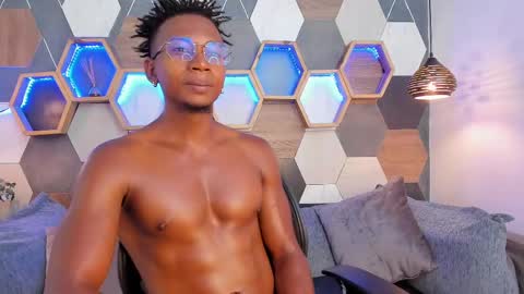 Snapshot of jamalmyst_ chatting on February 27, 9:47 pm online show from February 27, 9:47 pm