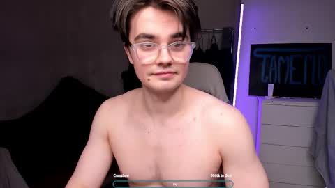 Hey there Im Jame online show from February 2, 7:33 pm