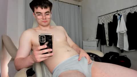 Hey there Im Jame online show from June 6, 8:59 pm