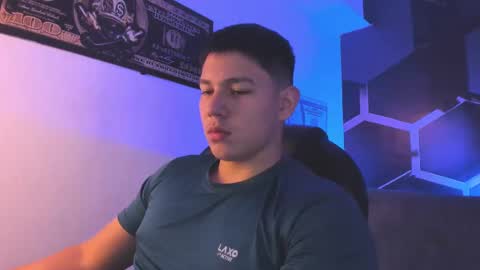 Snapshot of james_cr chatting on September 13, 3:07 am james_cr online show from September 13, 3:07 am