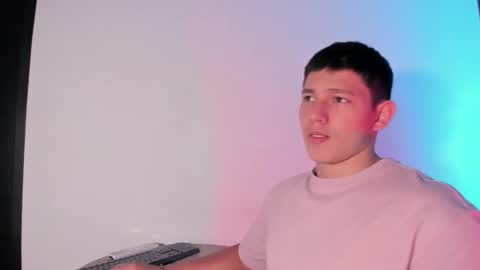 Snapshot of james_cr chatting on February 27, 2:21 pm james_cr online show from February 27, 2:21 pm