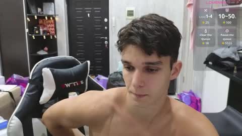 James online show from December 22, 1:25 am