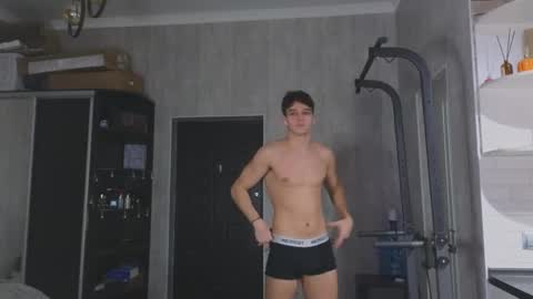 James online show from April 25, 10:29 pm