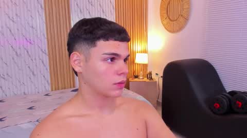 James online show from October 23, 8:56 pm