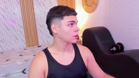 James online show from October 22, 8:34 pm