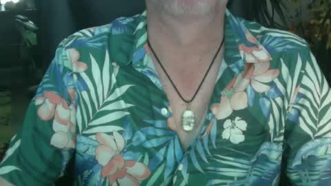 jamesray722 online show from July 5, 10:50 pm